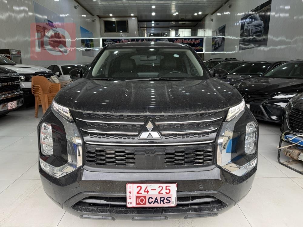 ميتسوبيشي اوتلاندر